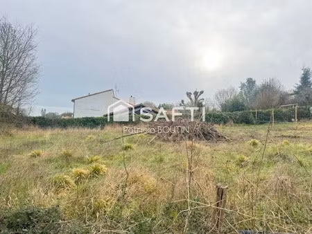 vente terrain 482 m² à bessines (79000)  67 000 €