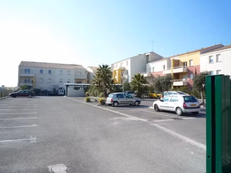 location appartement 2 pièces 35.82 m² à agde (34300)  565 €