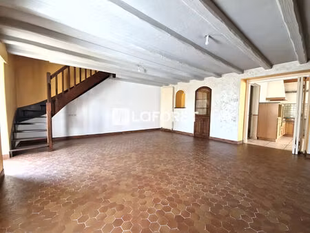 maison atypique de 137 m² avec jardin d'environ 400m² proche bourg de arzal