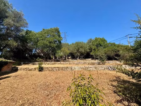 vente terrain 846 m² à grasse (06130)  235 000 €