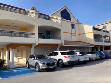 vente locaux professionnels 1/2 pièces 36.5 m² à saint-martin (97150)  140 400 €