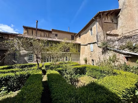 vente immeuble 5 pièces 400 m² à lautrec (81440)  160 000 €