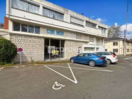 location locaux professionnels 267.95 m² à saumur (49400)  2 175 €