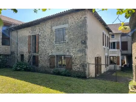 maison pressignac 177.74 m² t-5 à vendre  109 000 €
