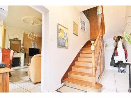 vente maison à brion-près-thouet (79290) : à vendre / 220m² brion-près-thouet