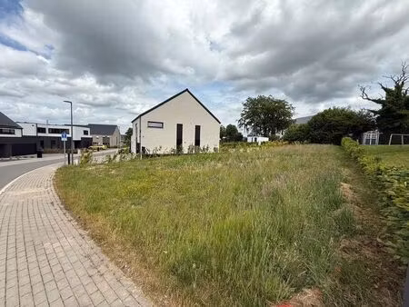 terrain à bâtir dans un lotissement calme