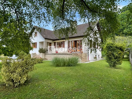 maison bletterans 4 pièce(s) 130 m2