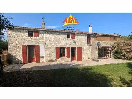 vente maison à maillé (85420) : à vendre / 111m² maillé
