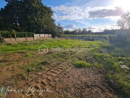 terrain de 714 m² à mormaison