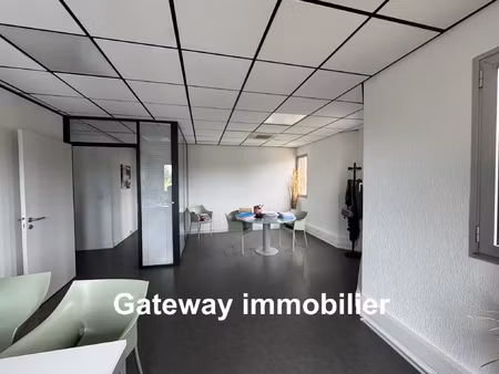 plateaux de bureaux de 130m2 à clermont-ferrand le brezet