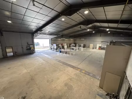 bâtiment d'activités indépendant à givors - a vendre - 950 m²