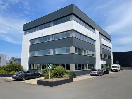bureaux à louer à mont-saint-guibert (vbc84843)