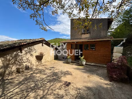 maison avec dépendance à boffres sur 31 hectares de terrain