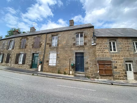 maison ancienne à rénover - centre de carrouges