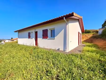 vente maison 4 pièces 86 m² guiche (64520)