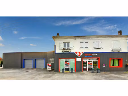 vente local industriel 767 m² sauveterre-de-béarn (64390)