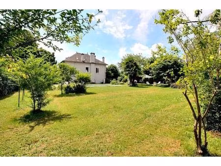 vente maison 8 pièces 330 m² nay (64800)