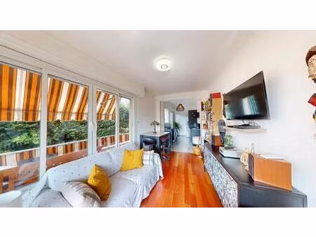 charmant 2 pièces avec stationnement privatif - quartier résidentiel des bouches du loup