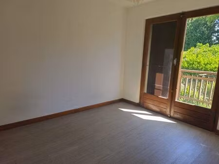 location appartement 4 pièces 100 m² à annemasse (74100)