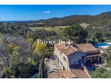 vente maison 9 pièces 225 m² à hyeres (83400)  1 370 000 €