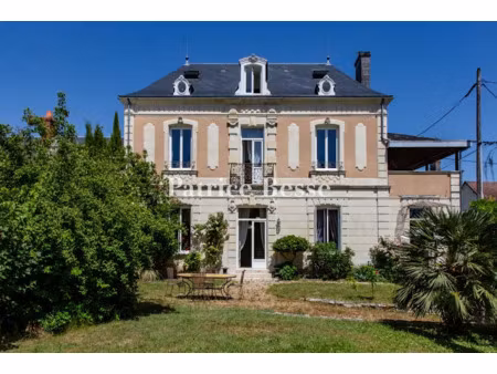 vente maison 7 pièces 187 m² à bourgueil (37140)  440 000 €
