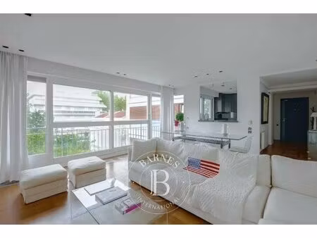 le service location de la maison barnes vous propose ce bien :