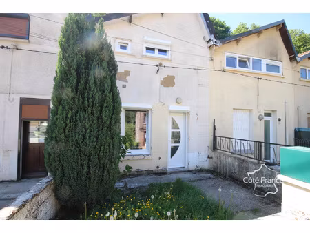 08 rocroi. maison 2 chambres.