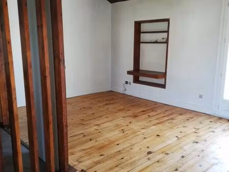 appartement f3 avec jardin  garage et atelier au sud d'agen