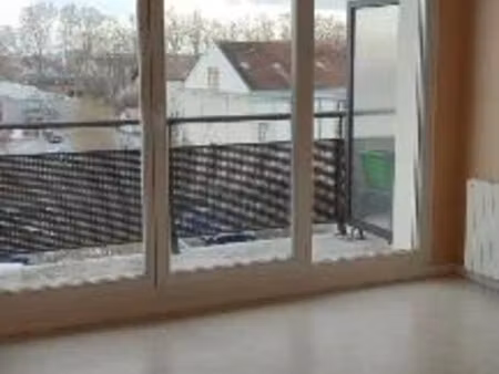 location appartement 41.84 m² à chalons-en-champagne (51000)  510 €