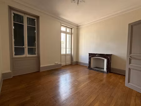 location appartement 4 pièces 137.14 m² à romans-sur-isere (26100)  775 €