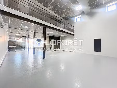 a vendre bâtiment de 168m2