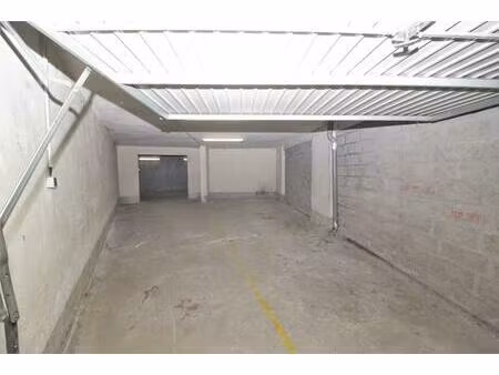 saint-nazaire plaisance - garage et réserves