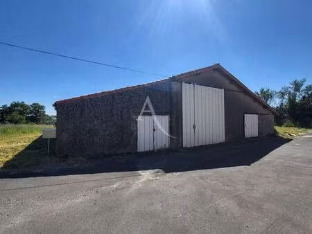 vente maison à saint-pierre-des-échaubrognes (79700) : à vendre / 215m² saint-pierre-des-é