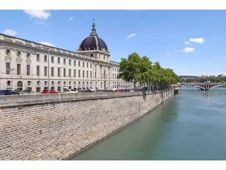 bureaux à louer presqu'ile!