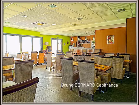 location locaux professionnels 1 pièce 170 m² à lannemezan (65300)  1 410 €