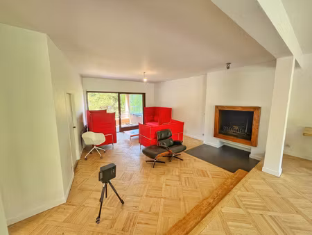 villa 250m2 lyon 5eme  sejour cuisine 75m2 sur terrain 400m2