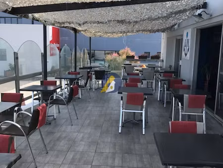 restaurant avec vue mer + terrasse