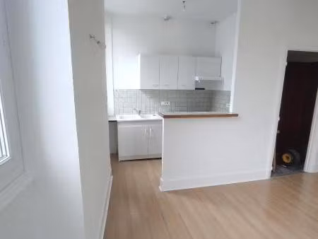 location appartement 2 pièces 42m² millau 12100