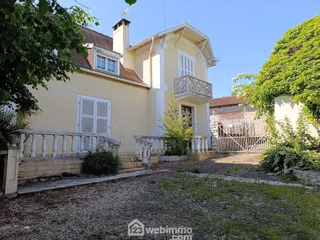 vente ferme 13 pièces 261 m² à morlanne (64370)  226 000 €
