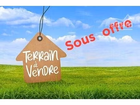 izon ( 33450) terrain constructible 600m²