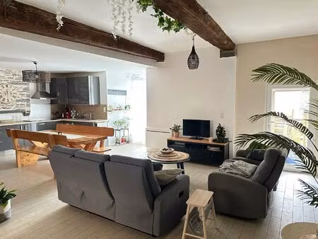 maison de charme à 9 min de nort sur erdre – 114 m²  3 chambres et jardinet