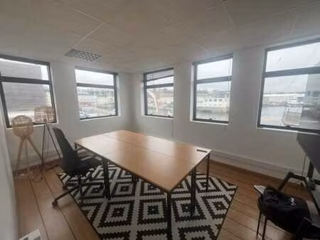 vente bureau 153 m² brest (29200)