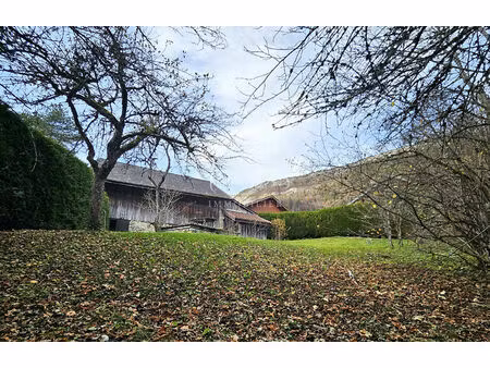 fillieres  maison de village de 100 m2 et 145 m2 aménageables