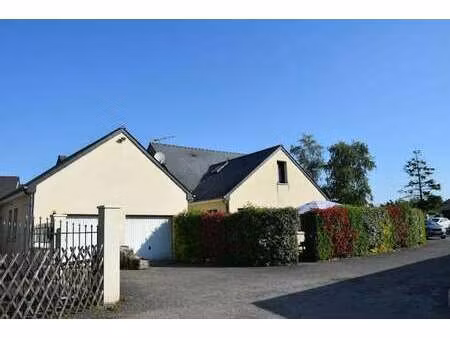 vente immeuble à la bazoge-montpinçon (53440) : à vendre / 215m² la bazoge-montpinçon