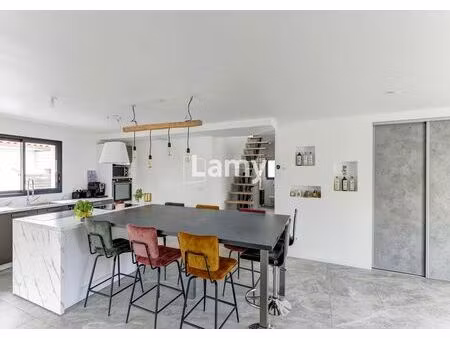 vente maison 5 pièces 125 m² issoire (63500)