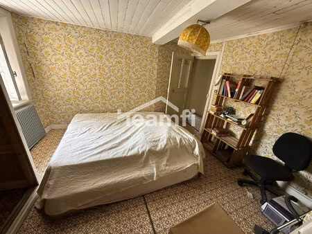 maison spacieuse à rénover entièrement