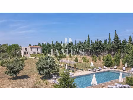 vente maison 14 pièces 560 m² à arles (13200)  1 775 000 €