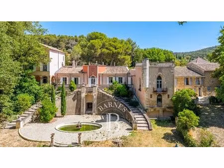 vente maison 20 pièces 600 m² lourmarin (84160)