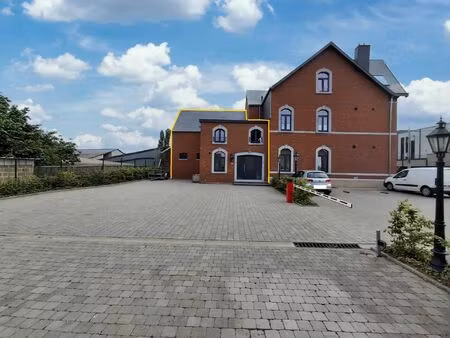 surface commerciale à louer à rue devant la ville 25/2 hermée (vbc85913)