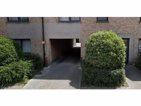 parking pour voiture à malines